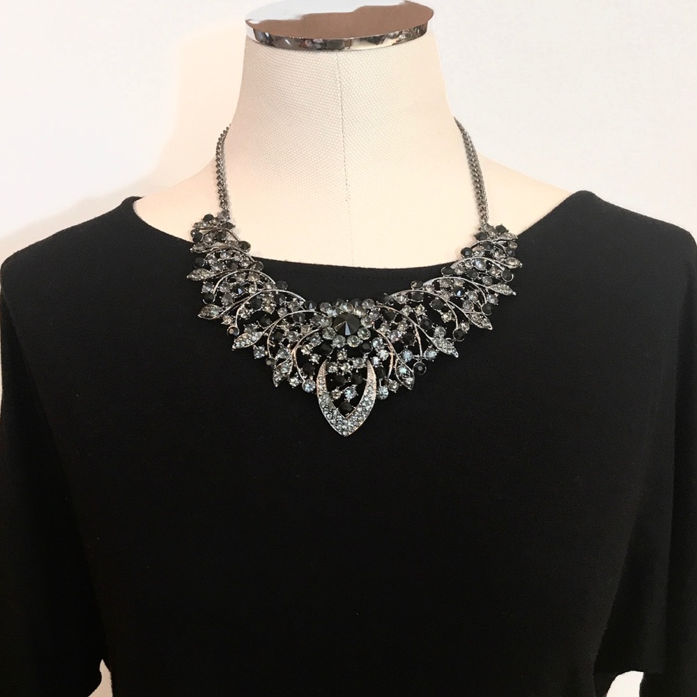 Statement necklace prom black silver jewelry
